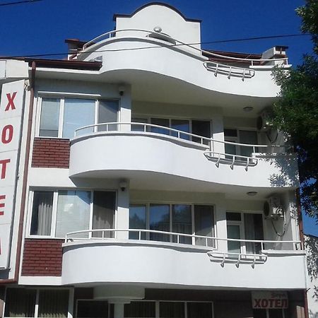 Hotel Zora Widyń Zewnętrze zdjęcie