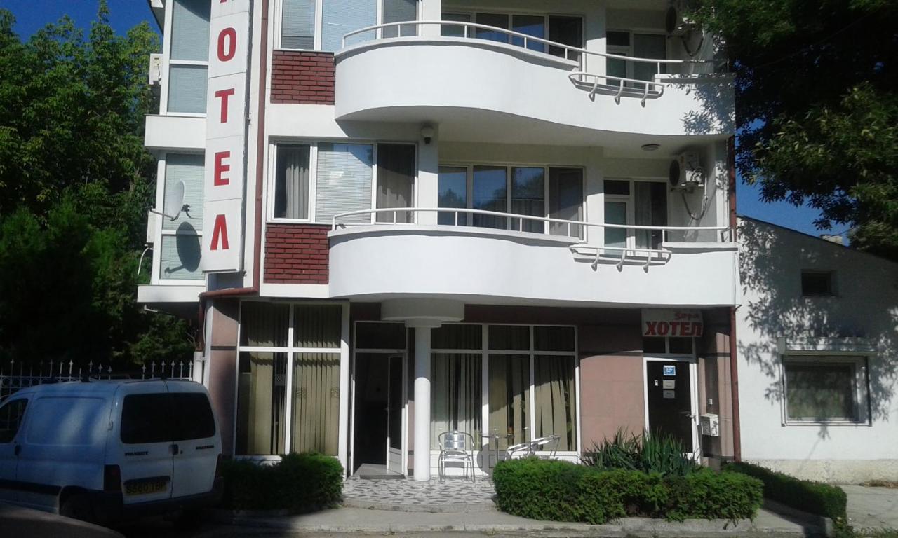 Hotel Zora Widyń Zewnętrze zdjęcie