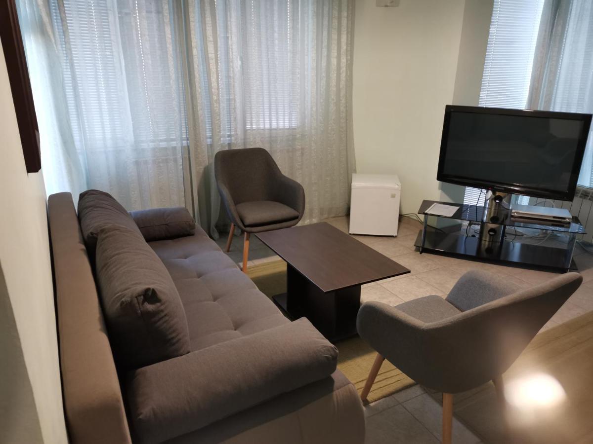 Hotel Zora Widyń Zewnętrze zdjęcie