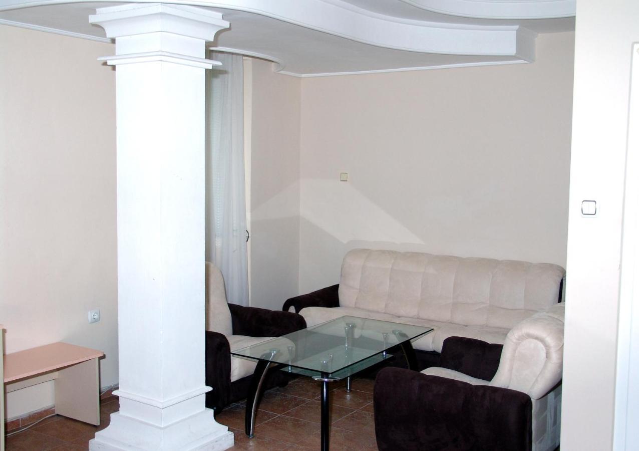 Hotel Zora Widyń Zewnętrze zdjęcie