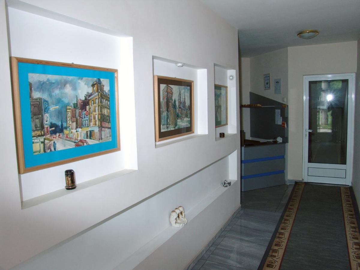 Hotel Zora Widyń Zewnętrze zdjęcie