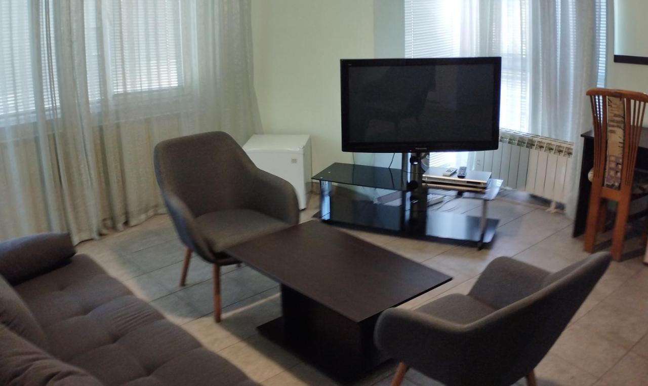 Hotel Zora Widyń Zewnętrze zdjęcie
